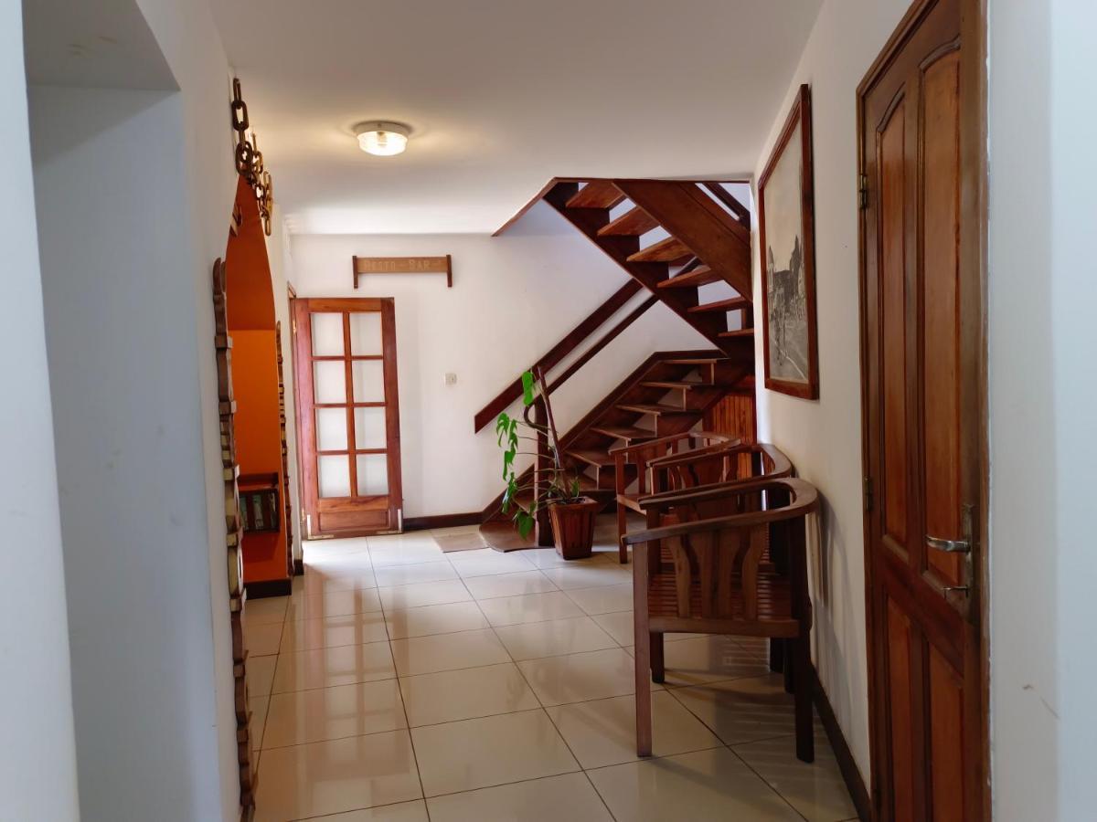 Antsirabe Hotel Bagian luar foto