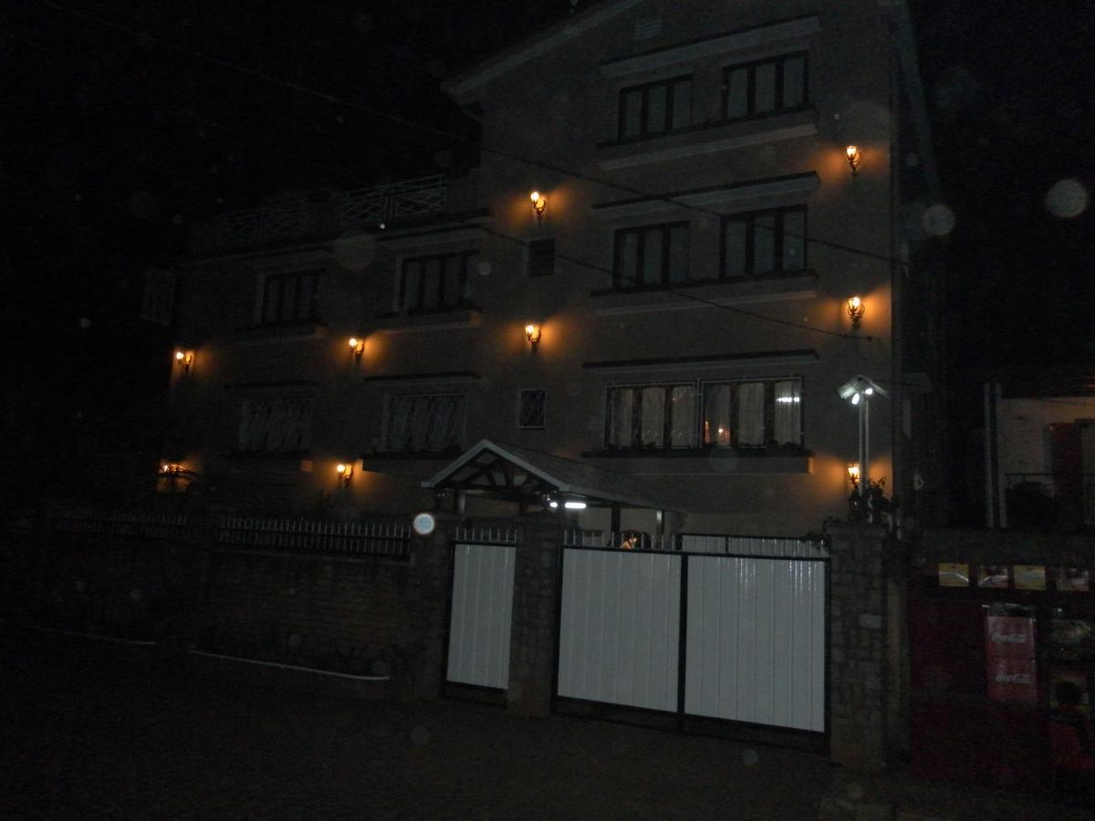 Antsirabe Hotel Bagian luar foto