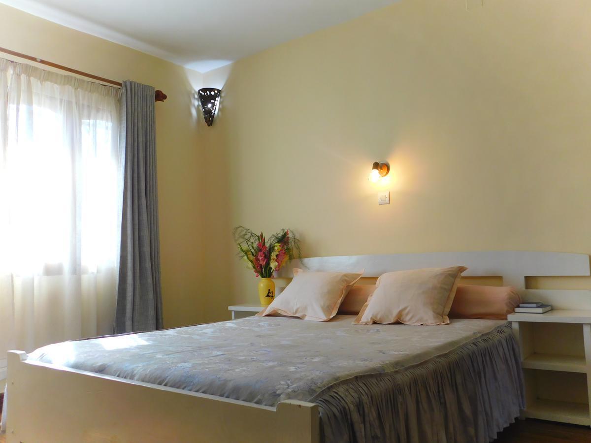 Antsirabe Hotel Bagian luar foto