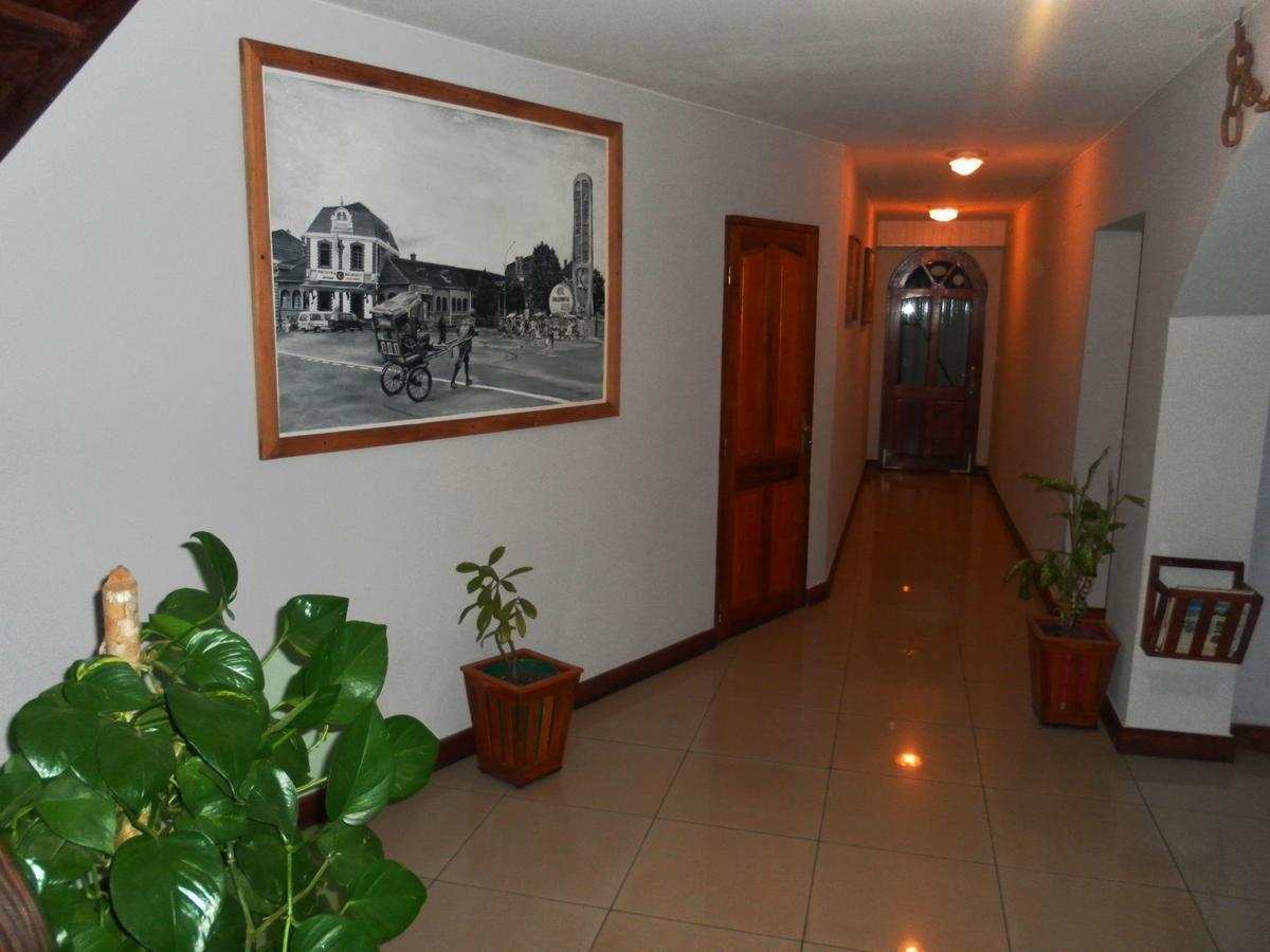 Antsirabe Hotel Bagian luar foto